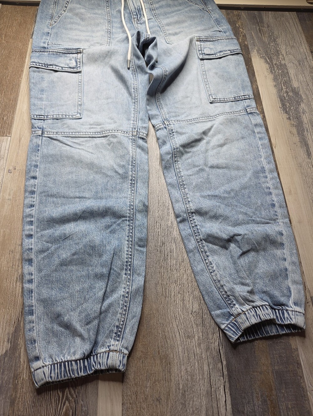 American Eagle NEW Jeans Jogger Ice Blue Size 4 27W Cargo - Picture 9 of 12